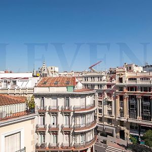 Exclusivo Atico Con Terraza En Plaza Mayor
