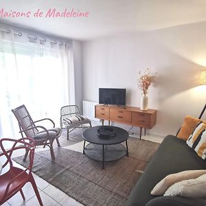 Appartement à 2 Chambres à Coucher
