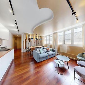 Appartement à 3 Chambres à Coucher