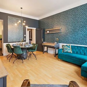 Anthrazit Oasis Near Center Shoppingstreet 3 Room