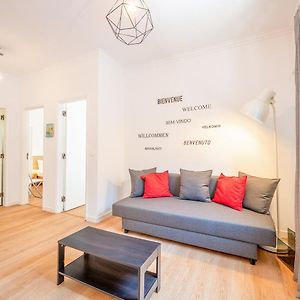 Appartement à 2 Chambres à Coucher