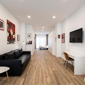 La Casa De La Pintora By Concept Flats