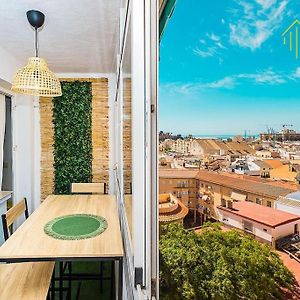 Appartement à 3 Chambres à Coucher