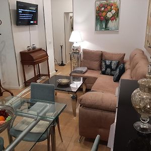 Apto Patio Andaluz. Maximo Confort Y Limpieza