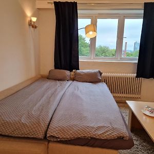 Private Room In To Roomsapartment