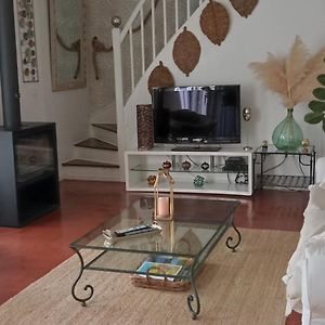 Maison Agreablement Chaleureuse