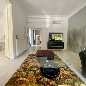 B20 Sun 100 M2 Apartment