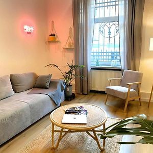 City Apartment Messe Zentral Ps4 Workspace