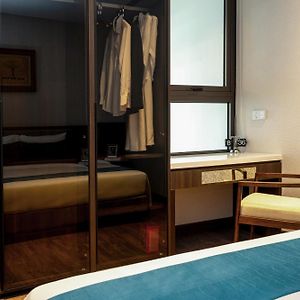 Appartement à 2 Chambres à Coucher