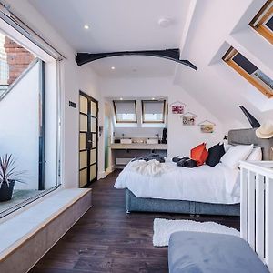 Appartement à 3 Chambres à Coucher