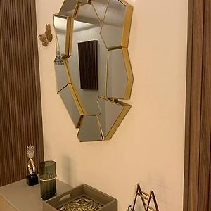 Appartement à 3 Chambres à Coucher