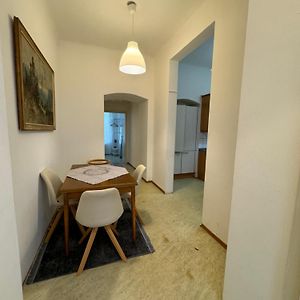 Ganzen Unterkunft In 1100 Wien A