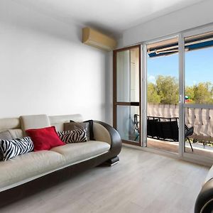 Appartement à 2 Chambres à Coucher
