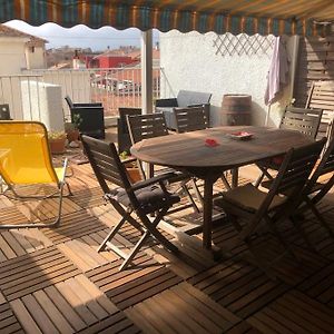 Appartement à 3 Chambres à Coucher