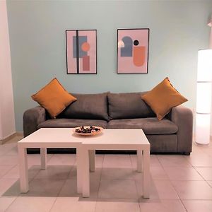 Appartement à 2 Chambres à Coucher