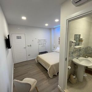 Private Bathroom King Room