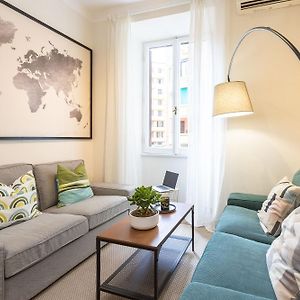 Appartement à 3 Chambres à Coucher