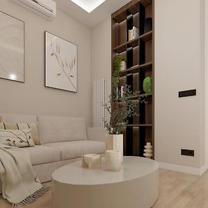 Appartement à 5 Chambres à Coucher