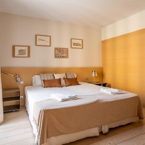 Classy 3Bed 3Bath Apartment In Eixample