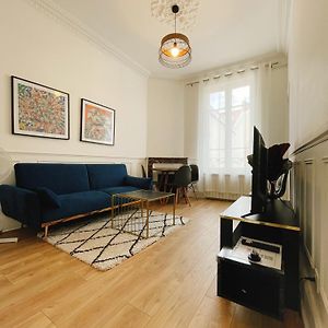 Appartement à 2 Chambres à Coucher