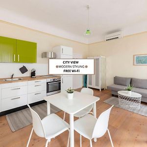 Appartement de Luxe à 1 Chambre à Coucher