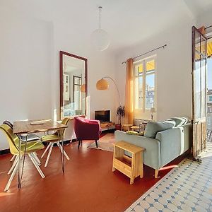 Appartement à 2 Chambres à Coucher