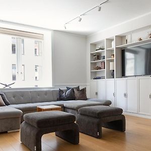 Appartement à 2 Chambres à Coucher
