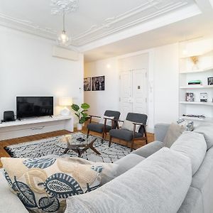 Appartement à 3 Chambres à Coucher