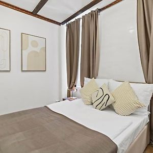 Appartement à 2 Chambres à Coucher