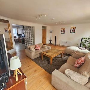 Spacious 3-Bedroom Apartment In Vibrant Dublin 8