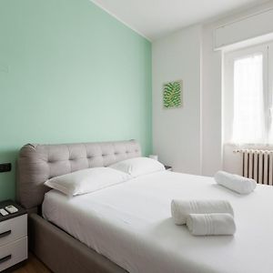 Corso Lodi Modern Apartment With Balcony