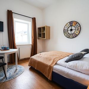 Chambre Budgétée Lit King-Size