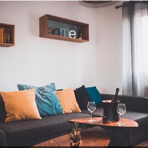 LE LOTUS - Appartement plus parking privatif - V-RENT