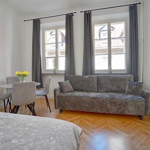 Appartement Familial à 2 Chambres à Coucher