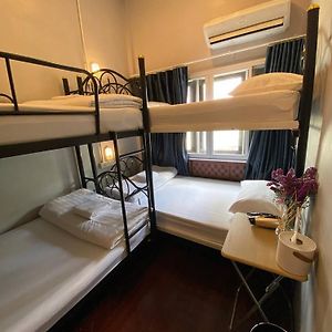 Dormitory Room Mixed