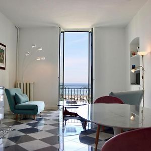 Le Grand Hotel Prestigieux et Unique, Vue Mer