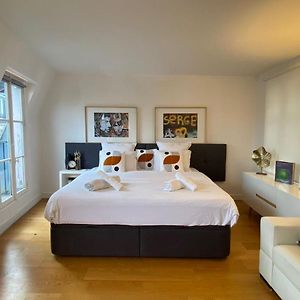 Appartement à 2 Chambres à Coucher
