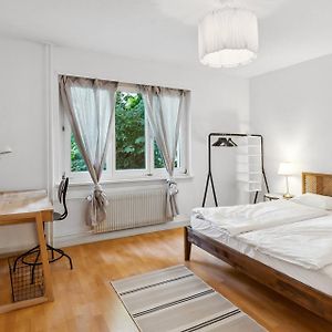 Appartement à 2 Chambres à Coucher