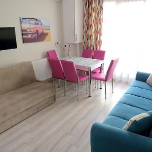 Istanberry - Paradise Two Bedroom Apartments