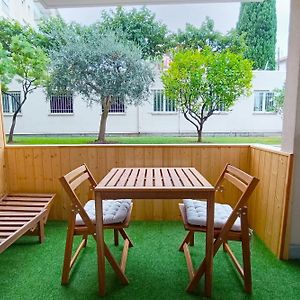 Cozy Apt With Balcony - 5 Min To The Beach