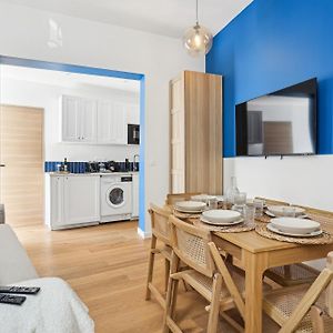 Appartement à 3 Chambres à Coucher