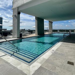 Appartement de Luxe à 1 Chambre à Coucher
