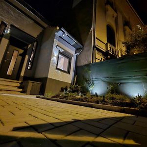 Littlehouse- Entire Property For Maximum 4 People