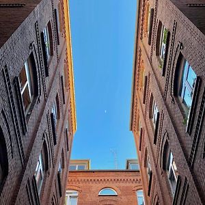 Mitten In Der Koelner City - Design Trifft Altbau