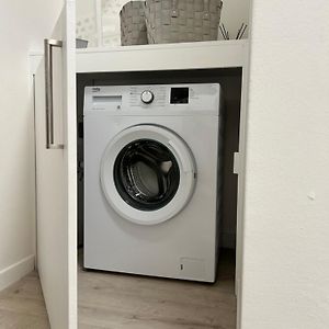 Appartement de Luxe à 2 Chambres à Coucher