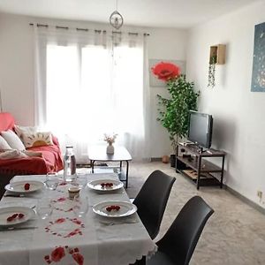Appartement à 2 Chambres à Coucher