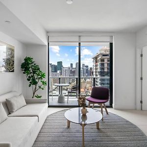 New Luxury Apartment At Downtown Miami