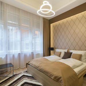 Exlcusive & City Central Located Suite By Prestige Homes