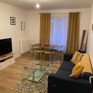 Appartement à 3 Chambres à Coucher