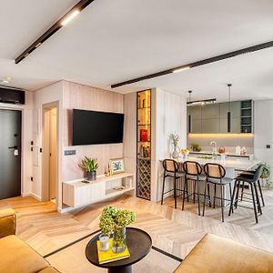 Appartement à 2 Chambres à Coucher